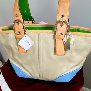 NWT Coach Soho Hampton Medium Tote